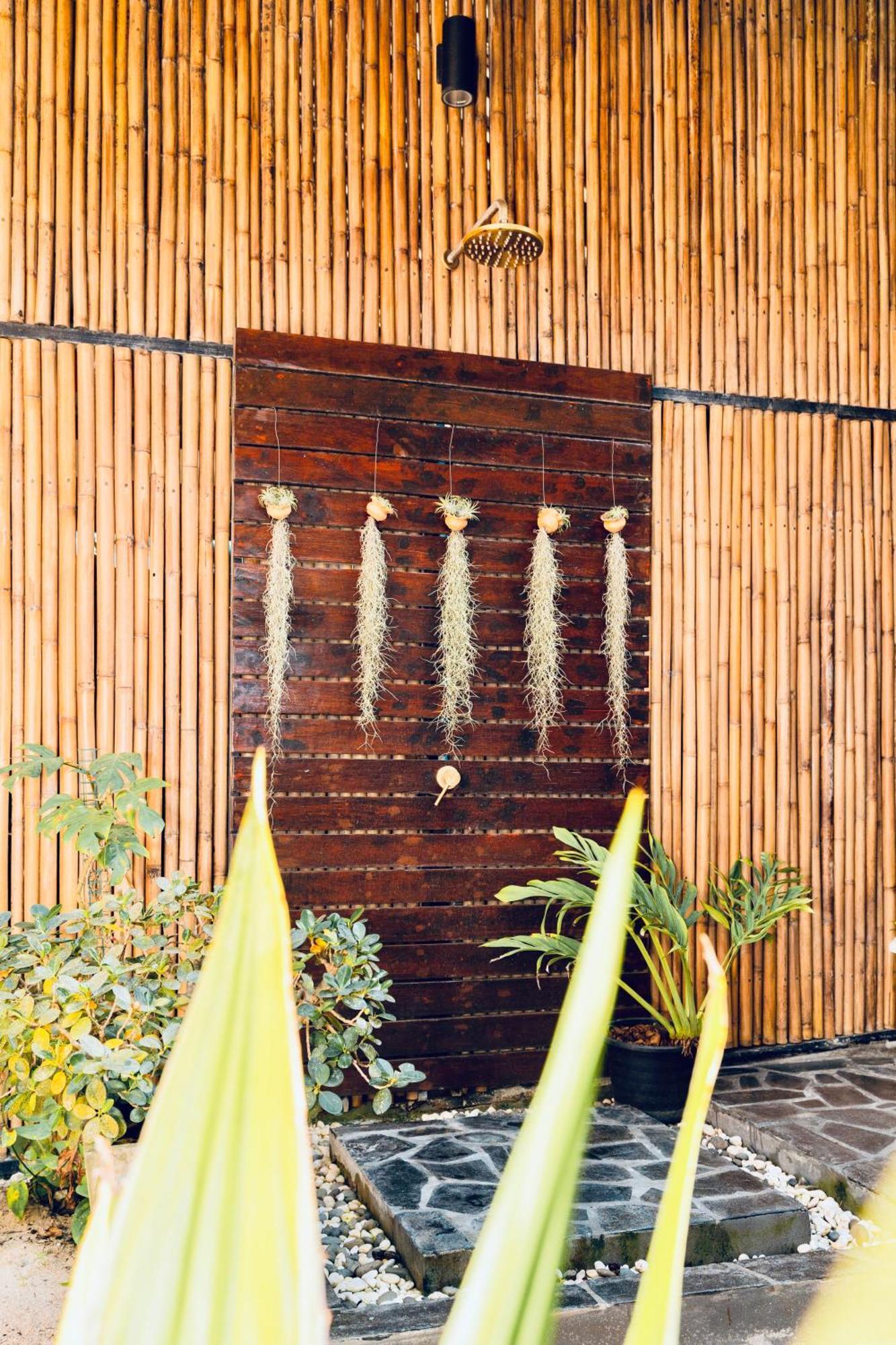 Natures Edge Beachfront Luxury Glamping Koh Tao Eksteriør billede